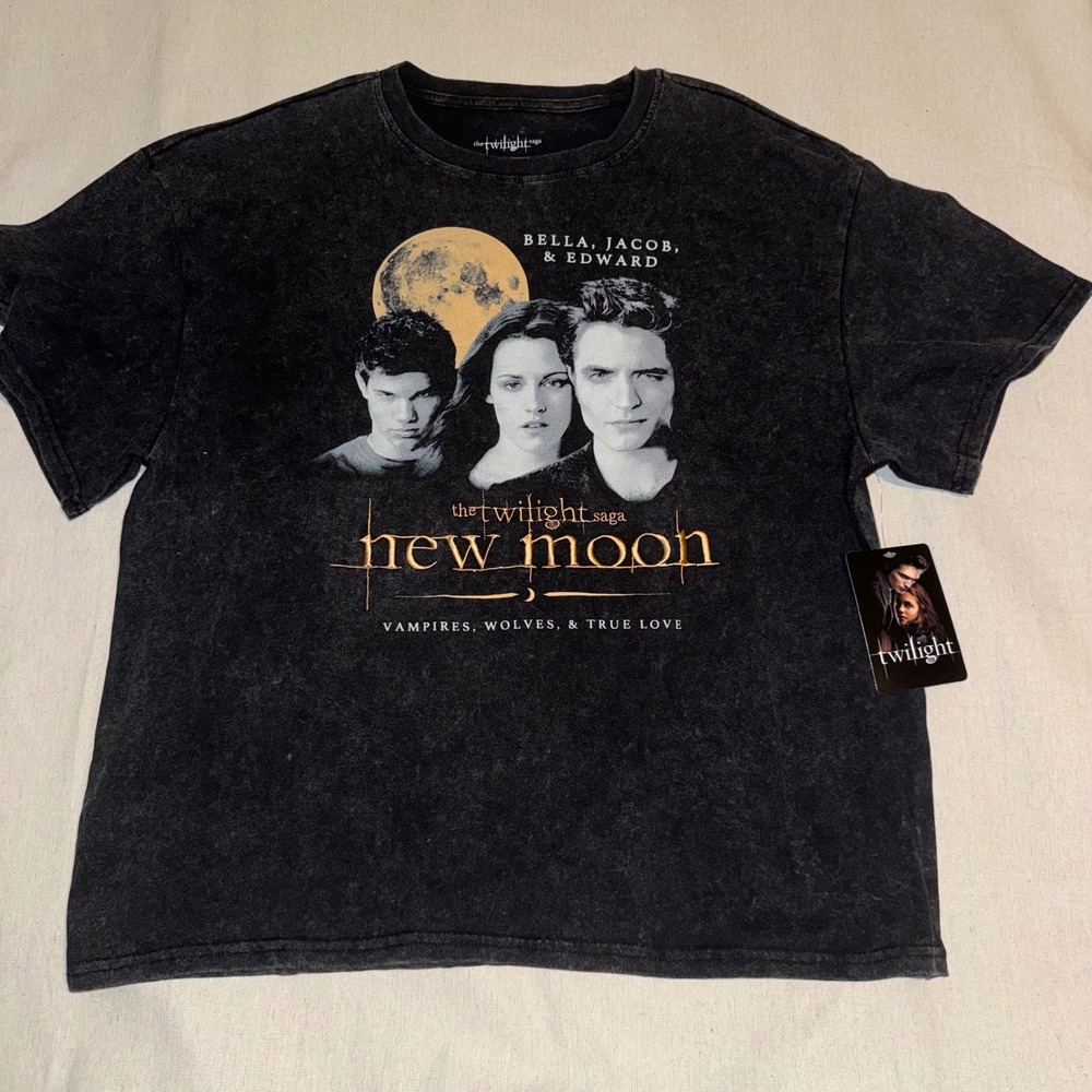 Twilight Saga New Moon Graphic Tee Black Mineral Wash XL Bella Jacob Edward
